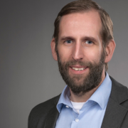 Ein Portrait von Tobias Graupner